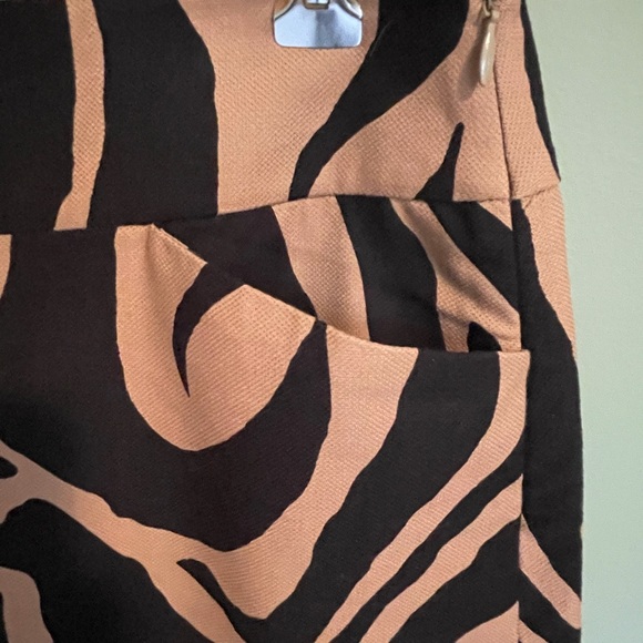 LOFT women’s skirt, size 6P - Picture 4 of 10